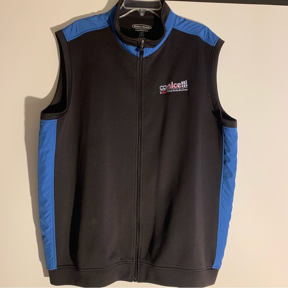 Pebble Beach Performance Men's Vest in Crewneck (2 items Black and Gray)